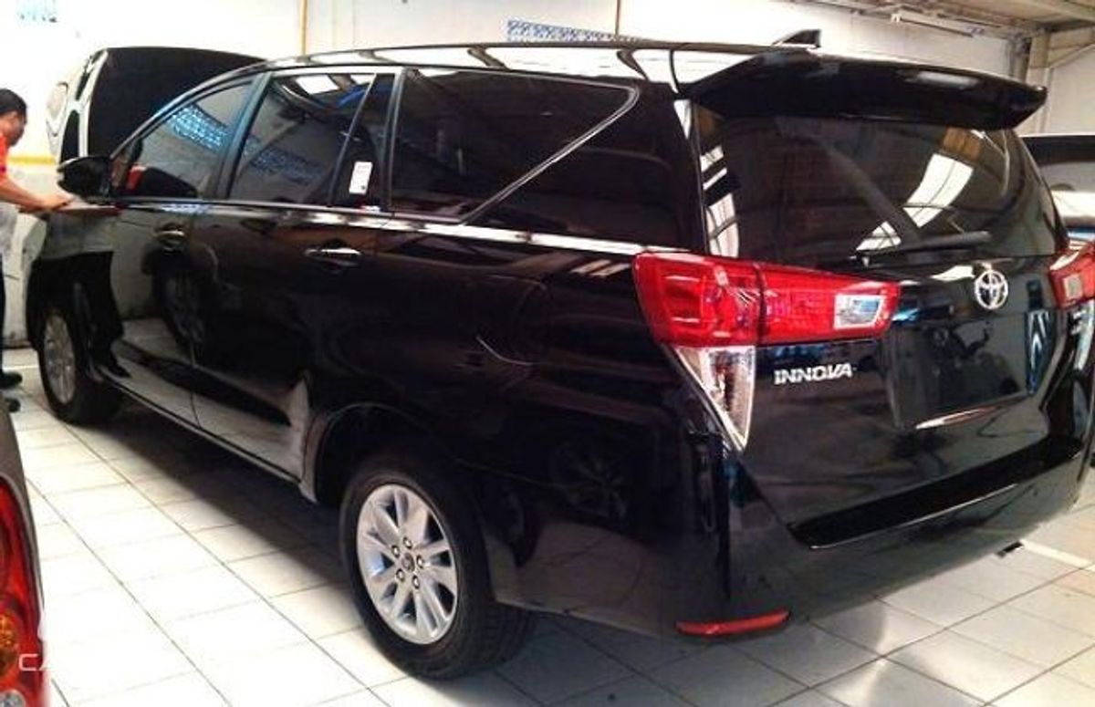 2016 Toyota Innova (Rear profile)