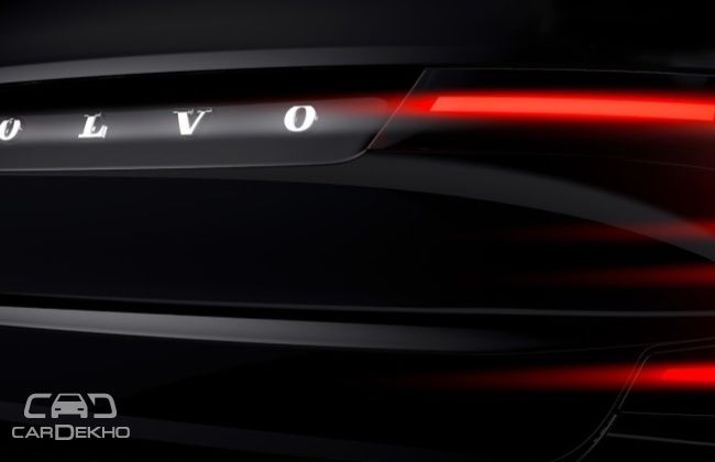 Volvo S90 rear