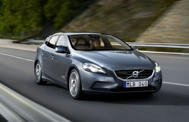 Volvo V40 Crossover Launch Slated in March 2013