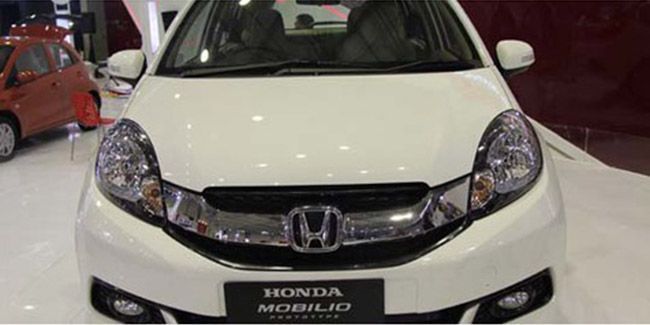 India bound Honda  Mobilio  again previewed for customer 